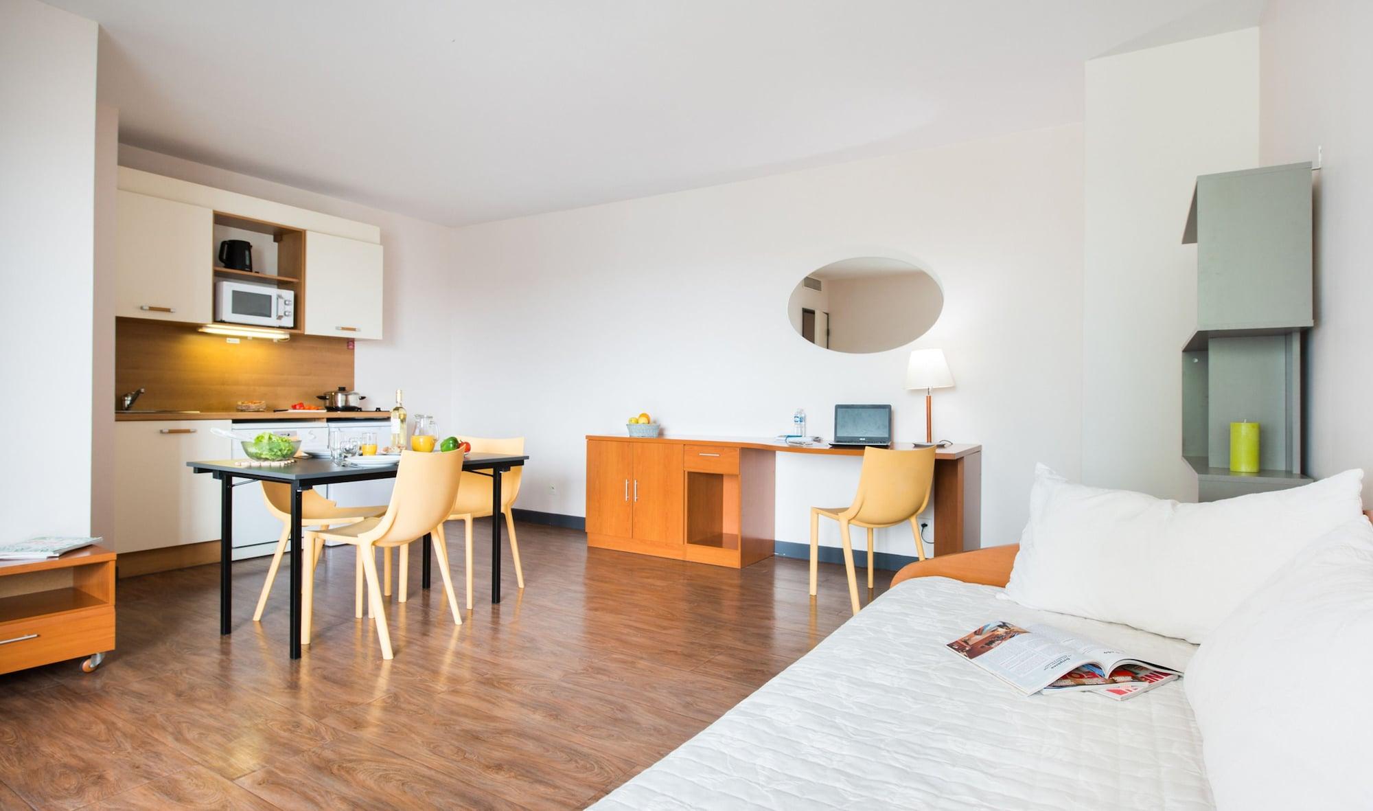 Comfort Aparthotel Saint-Nazaire Les Portes De L Ocean ภายนอก รูปภาพ